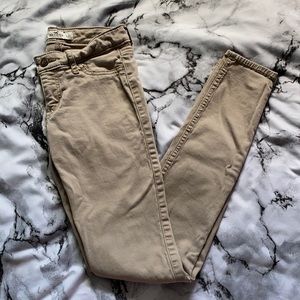 00 Hollister Low Rise Jeans